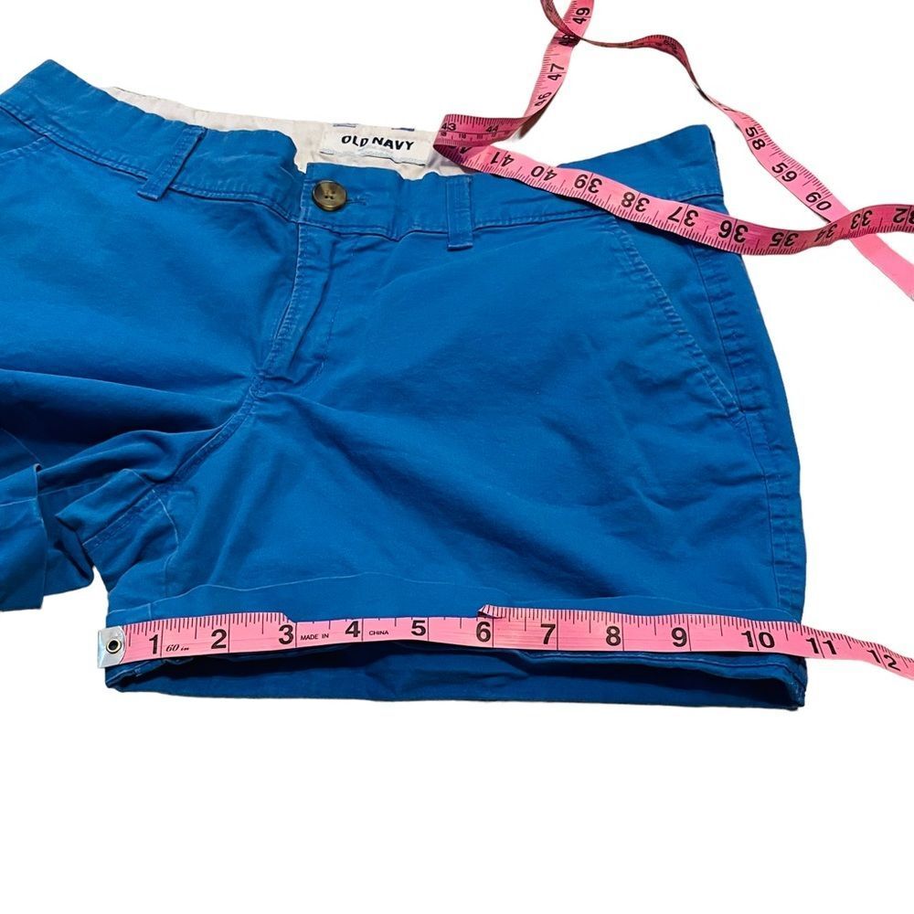 10/$25🦋 Old Navy Royal Blue Low Rise Cuffed Chino Shorts - Size 4 - Picture 9 of 9